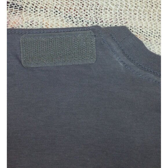 NWT Batman Graphic Tee Detachable Cape XL Shirt Cosplay Bat Belt - Picture 11 of 11